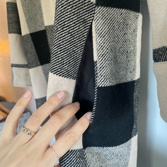 BB Dakota by Steve Madden Shacket - Picture 8 of 9